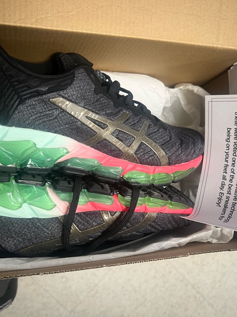 ASICS - Picture 3 of 5